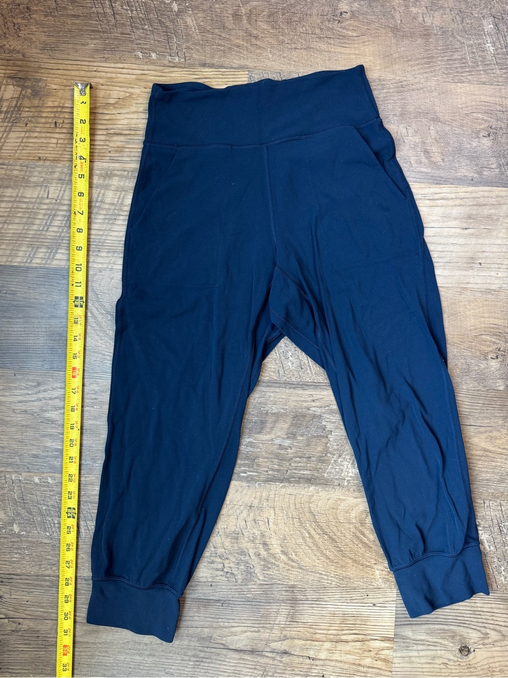 lululemon athletica Navy Cropped Jogger Pants